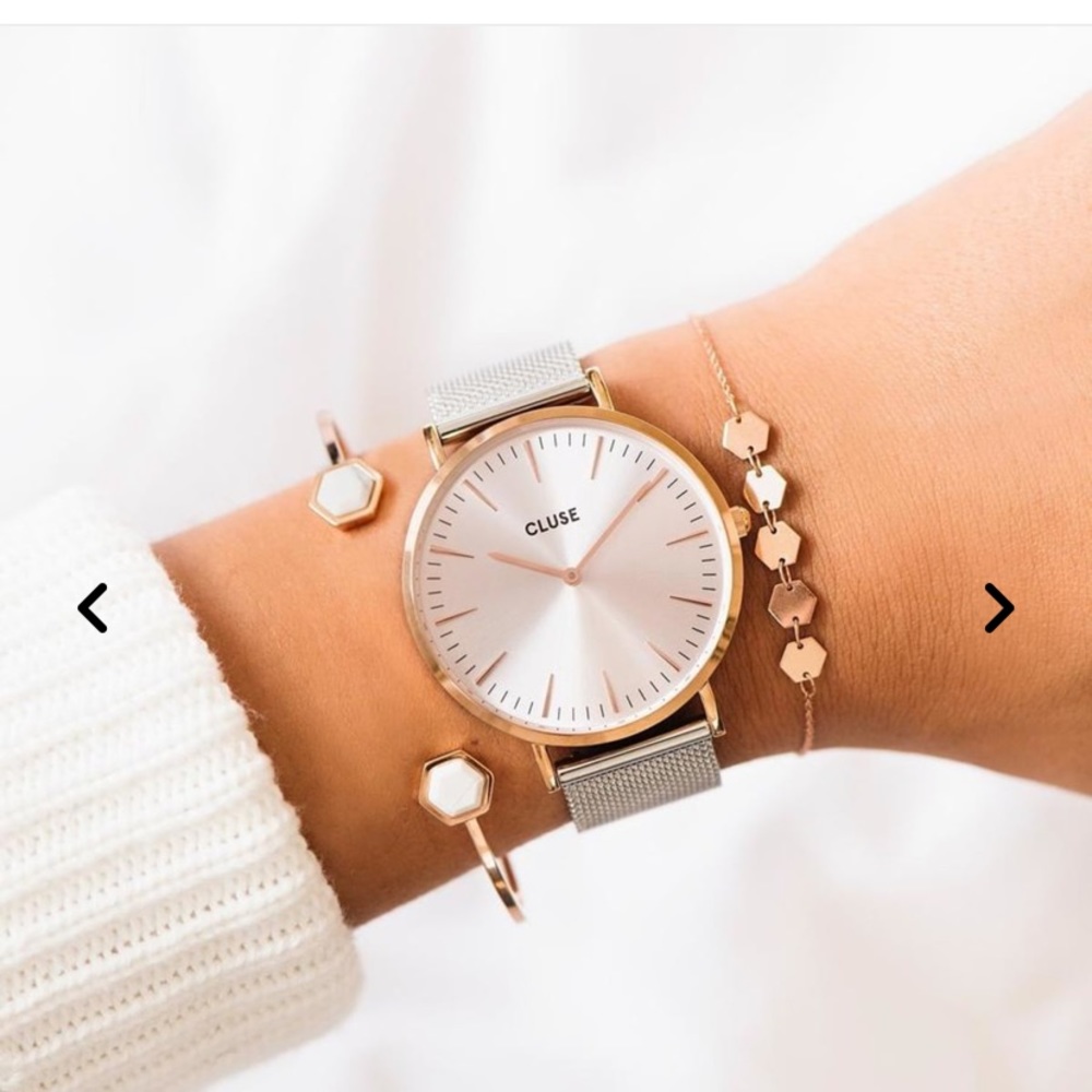 Beautiful and classic Cluse watch. Like new!